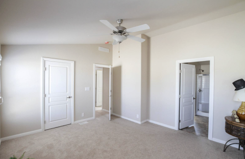 Bradford-BD-07-Interior2